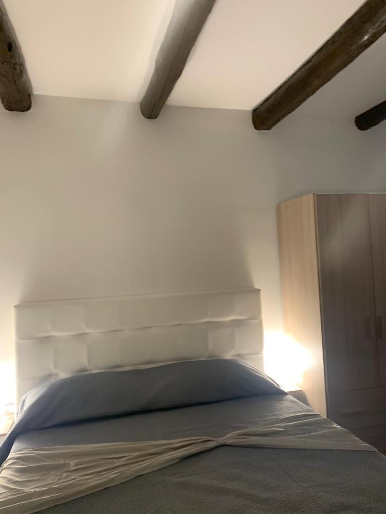 나폴리 Viky House Chiaia 아파트 외부 사진